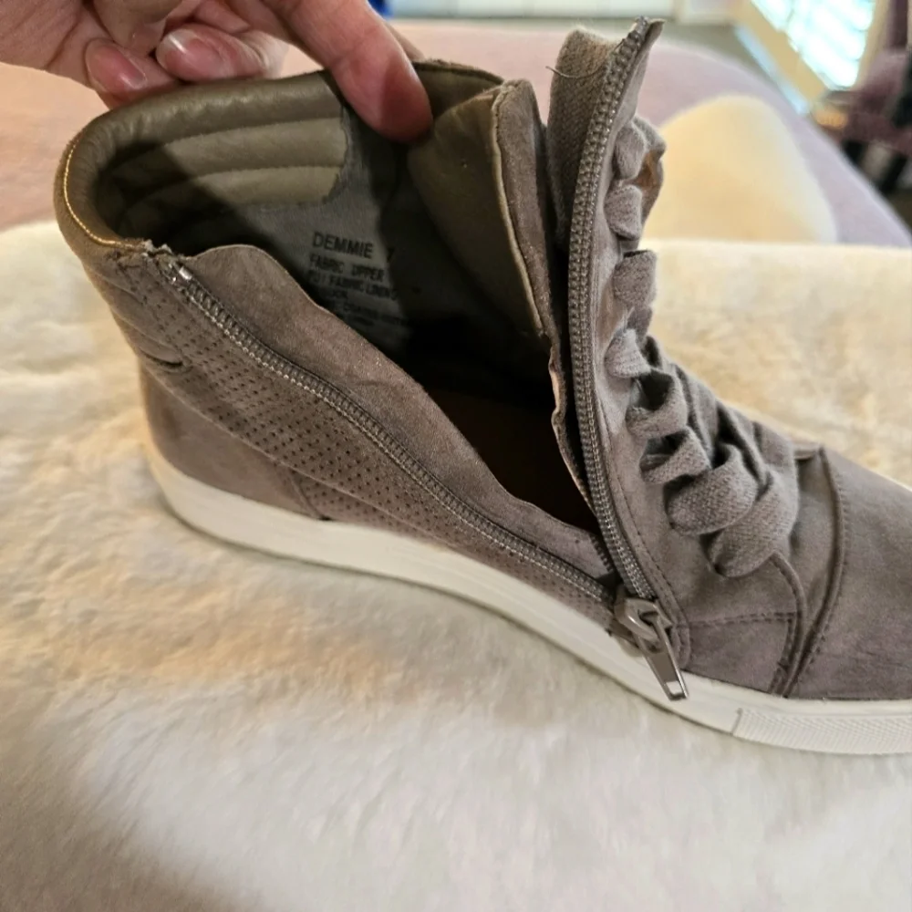 Steve Madden 